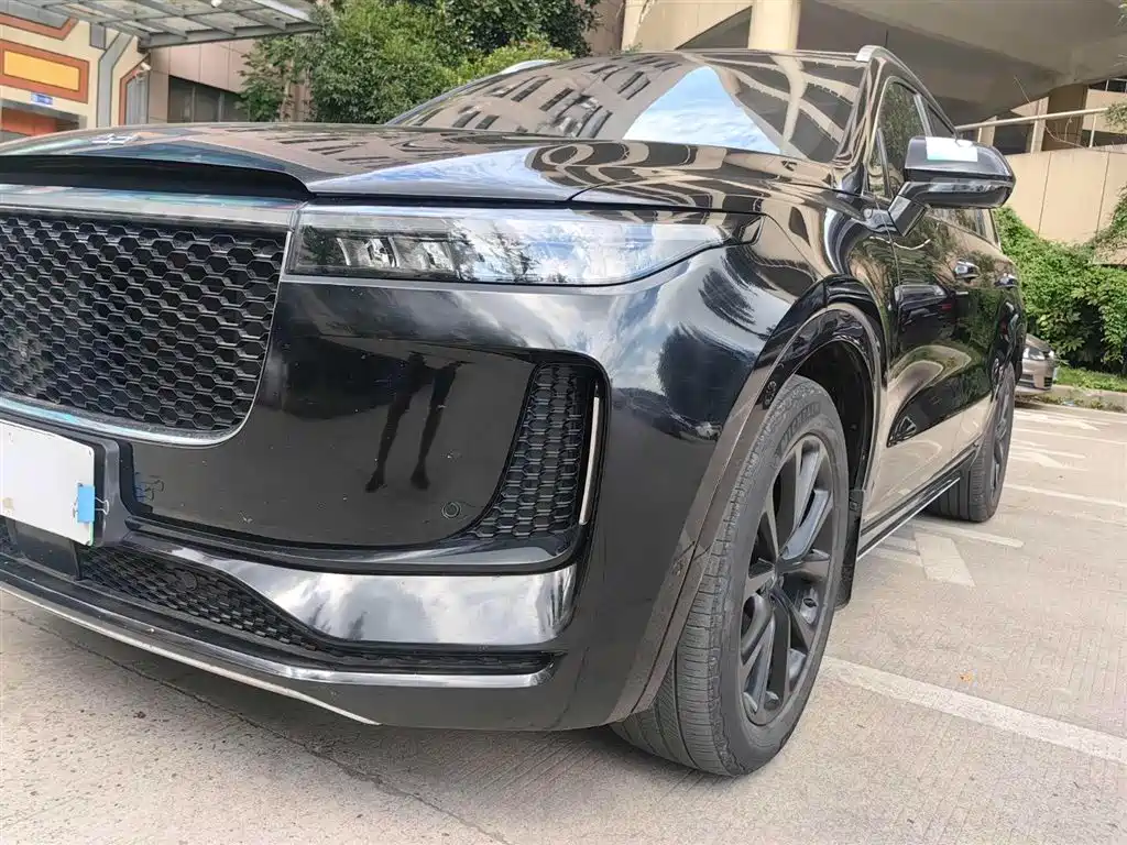 Li Auto ONE 2021 6 мест