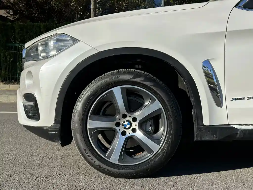 BMW X6 — миниатюра 10