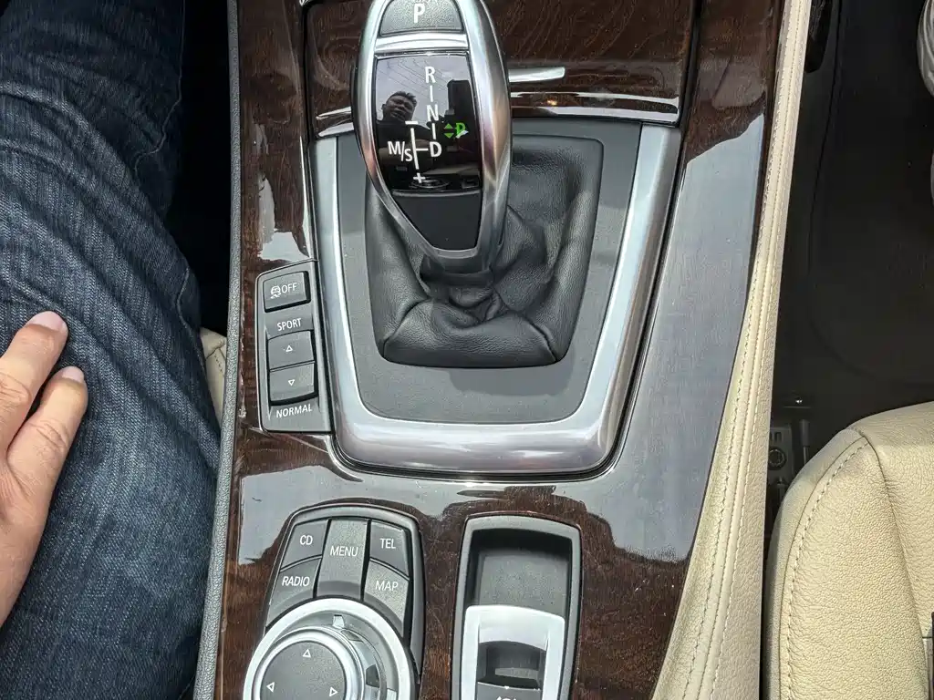 BMW Z4 2010 sDrive35i Luxury