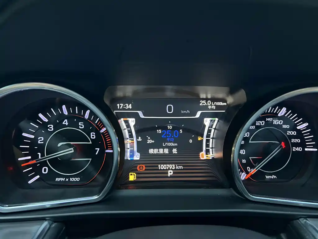 Jeep Grand Commander — миниатюра 13