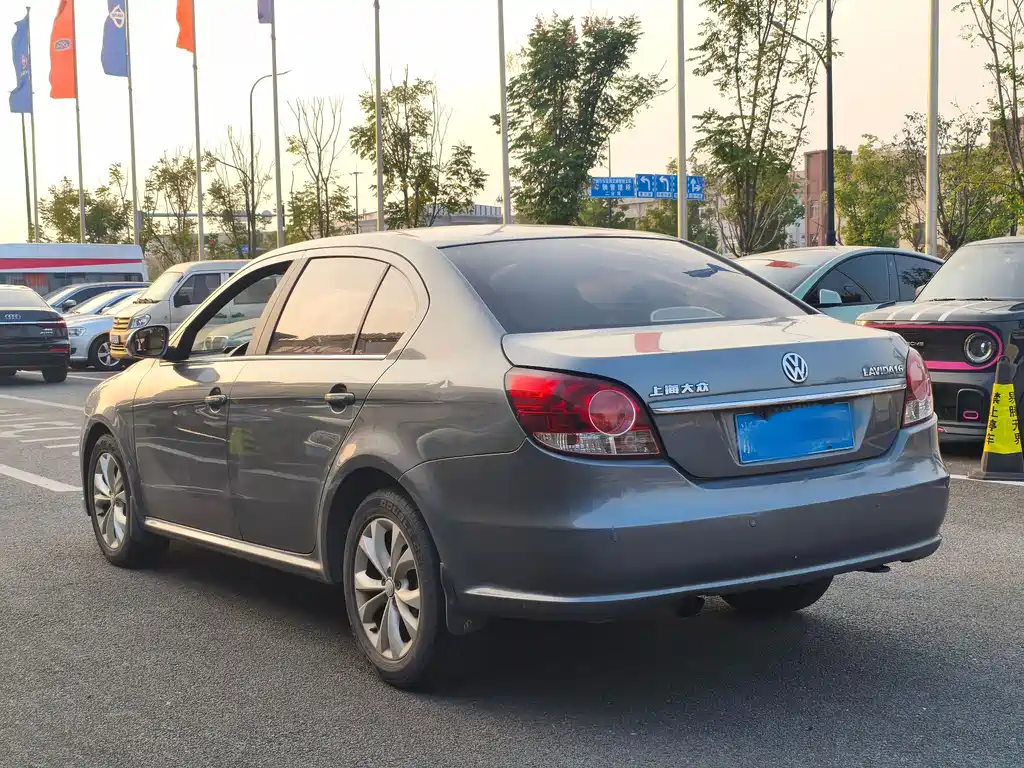 Volkswagen Lavida — миниатюра 7