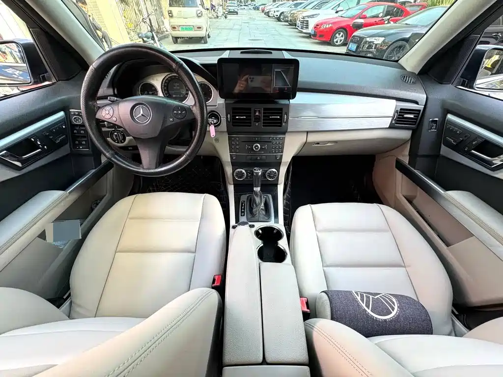 Mercedes-Benz GLK-Class (Import) — миниатюра 5