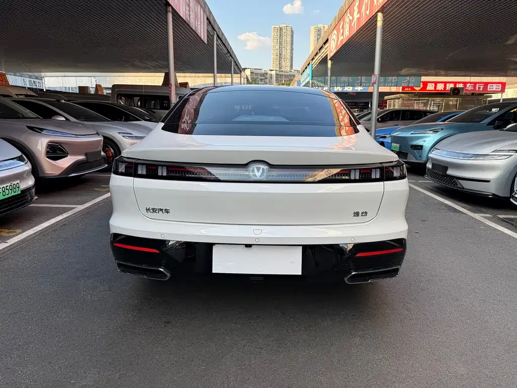 Changan Eado — миниатюра 12