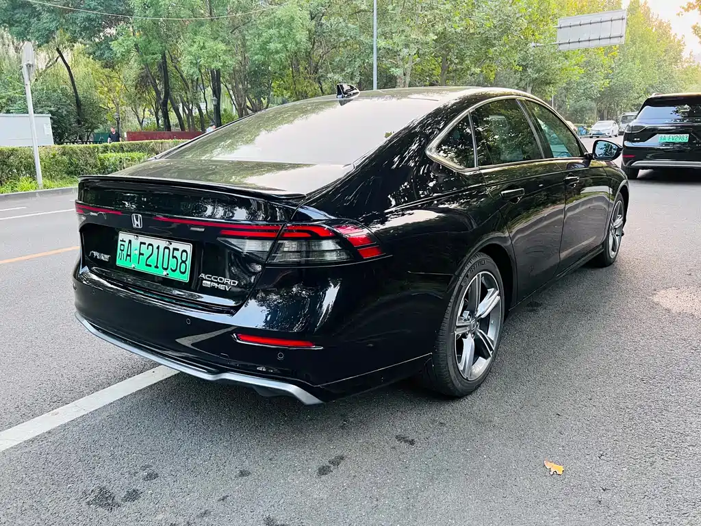 Honda Accord New Energy — миниатюра 7