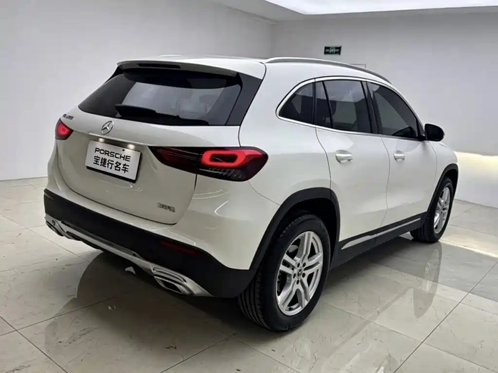 Mercedes-Benz GLA — миниатюра 4
