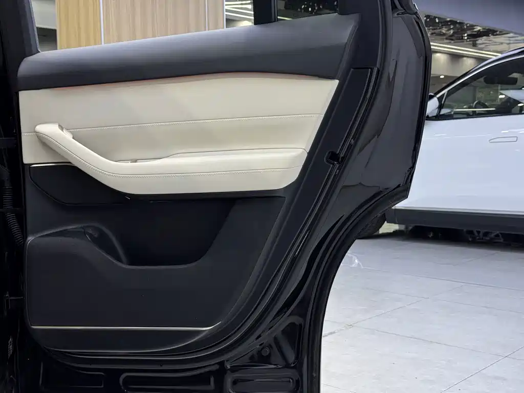 NIO ES6 — миниатюра 22