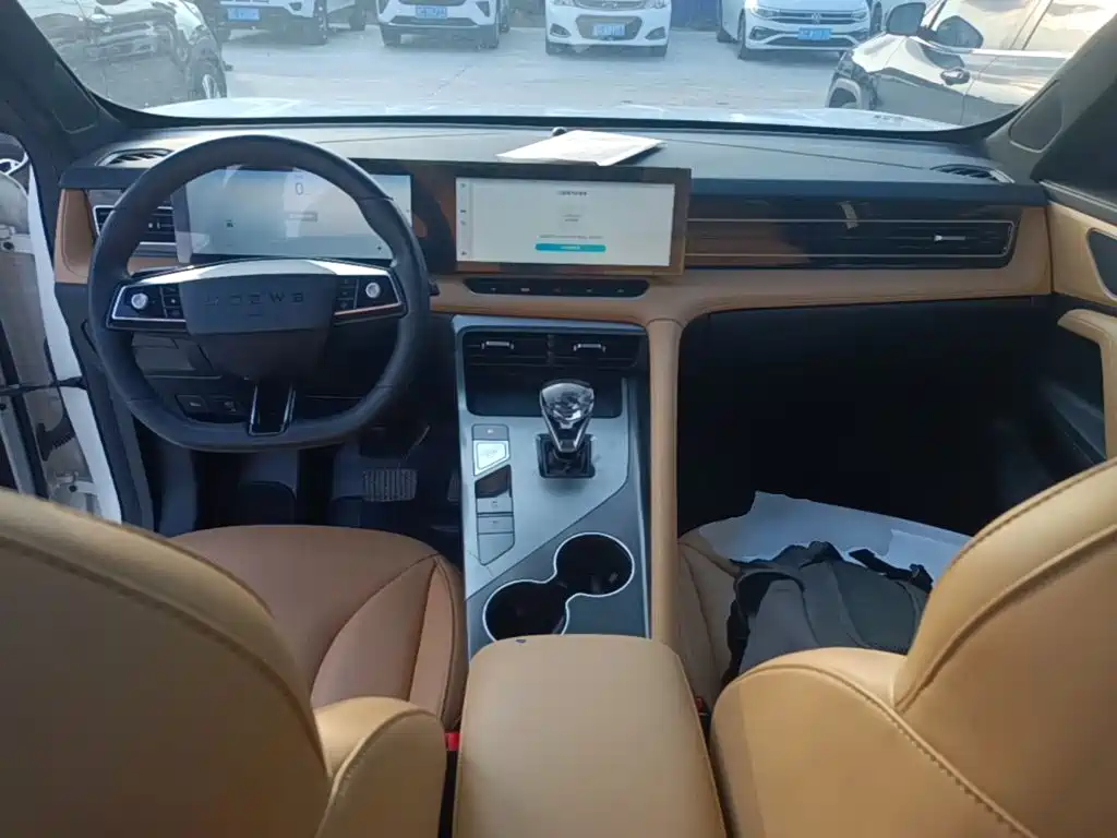 Roewe RX5 — миниатюра 10