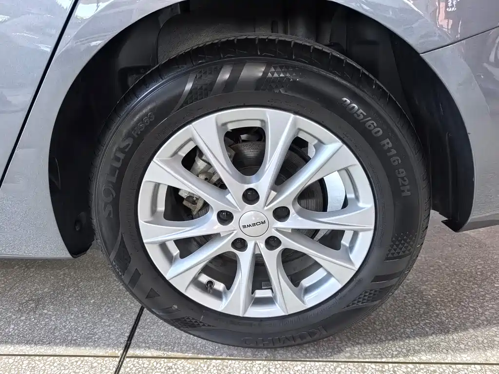 Roewe i5 — миниатюра 7