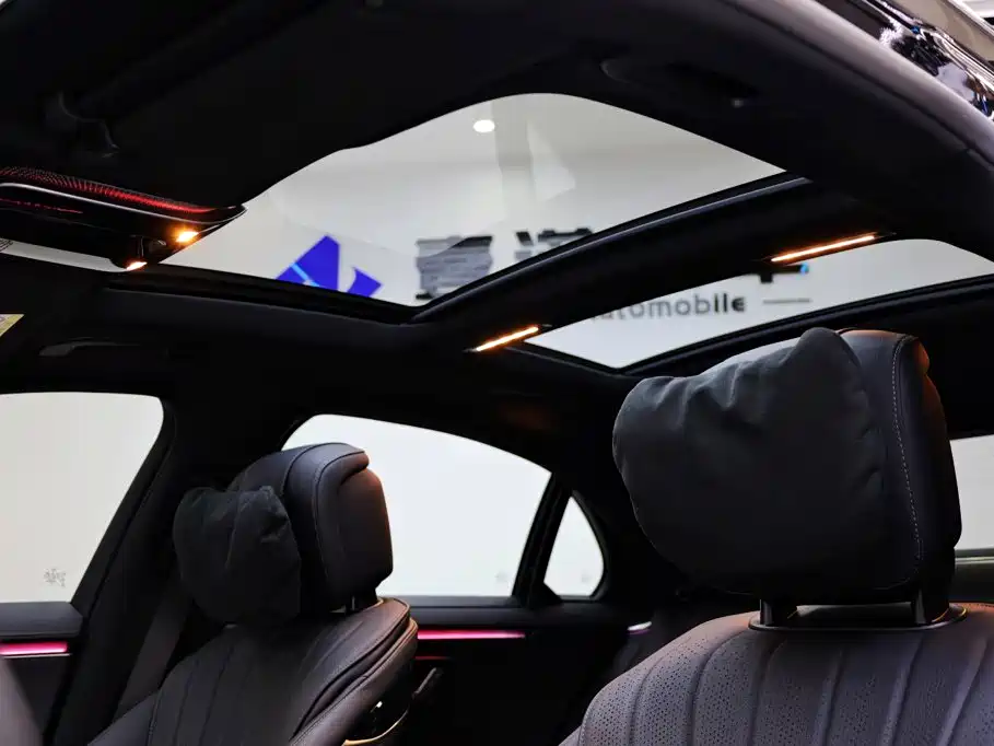 Mercedes-Benz S-Class — миниатюра 31