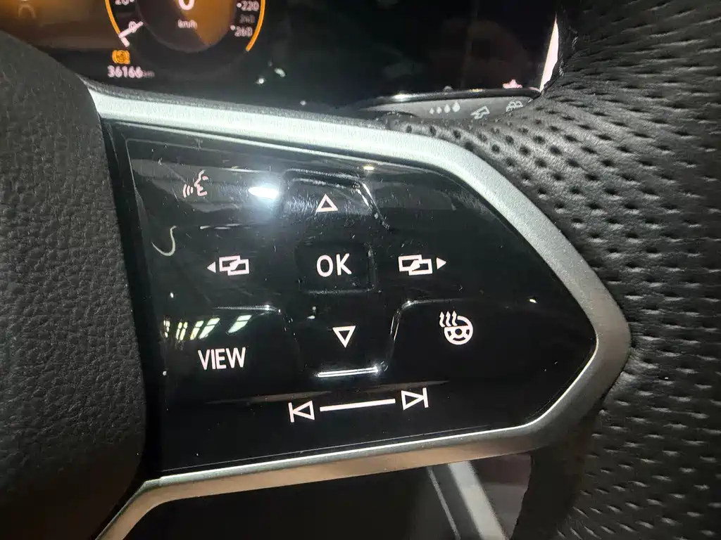 Volkswagen Golf — миниатюра 12