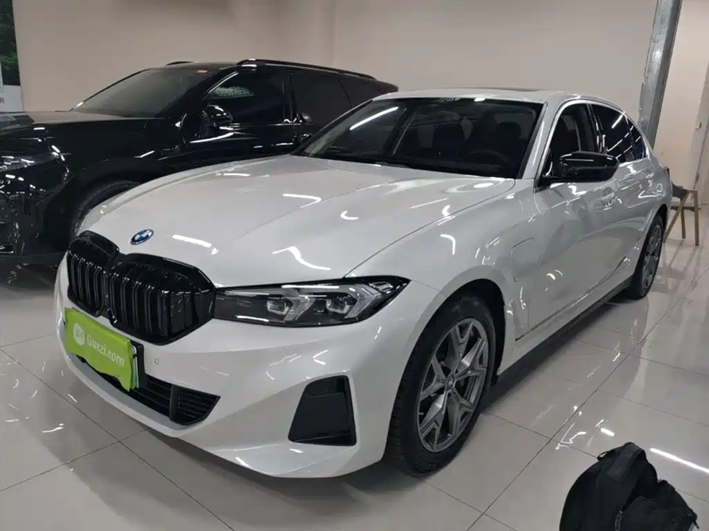 BMW i3 2024