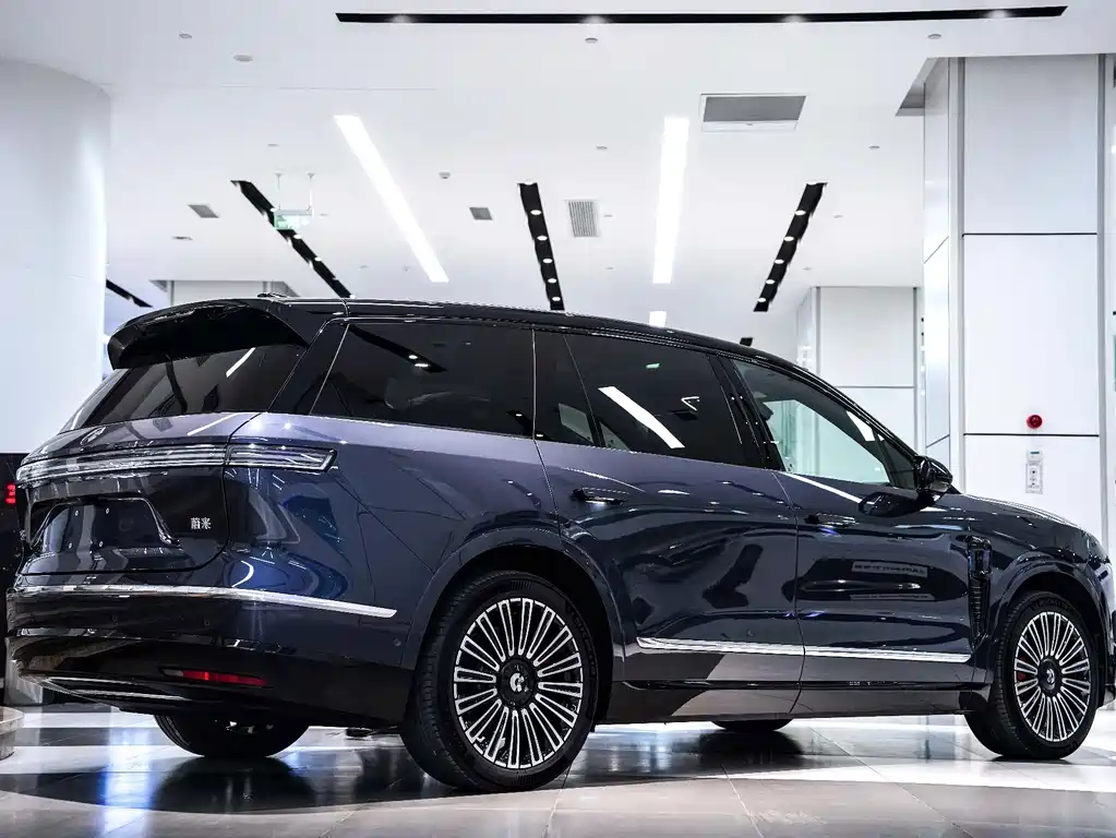 NIO ES8 — миниатюра 32