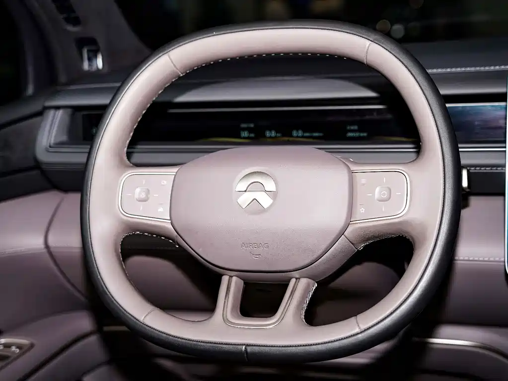 NIO ES8 — миниатюра 7