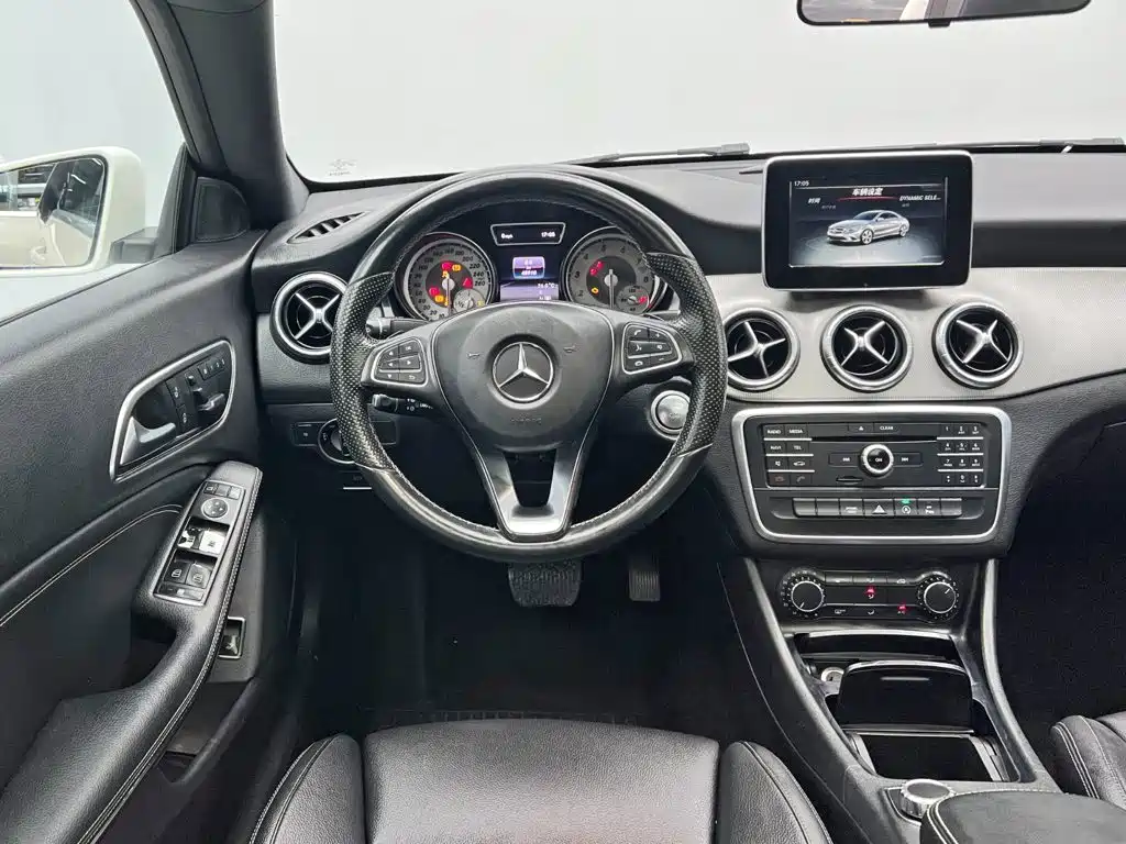 Mercedes-Benz CLA (Import) — миниатюра 19