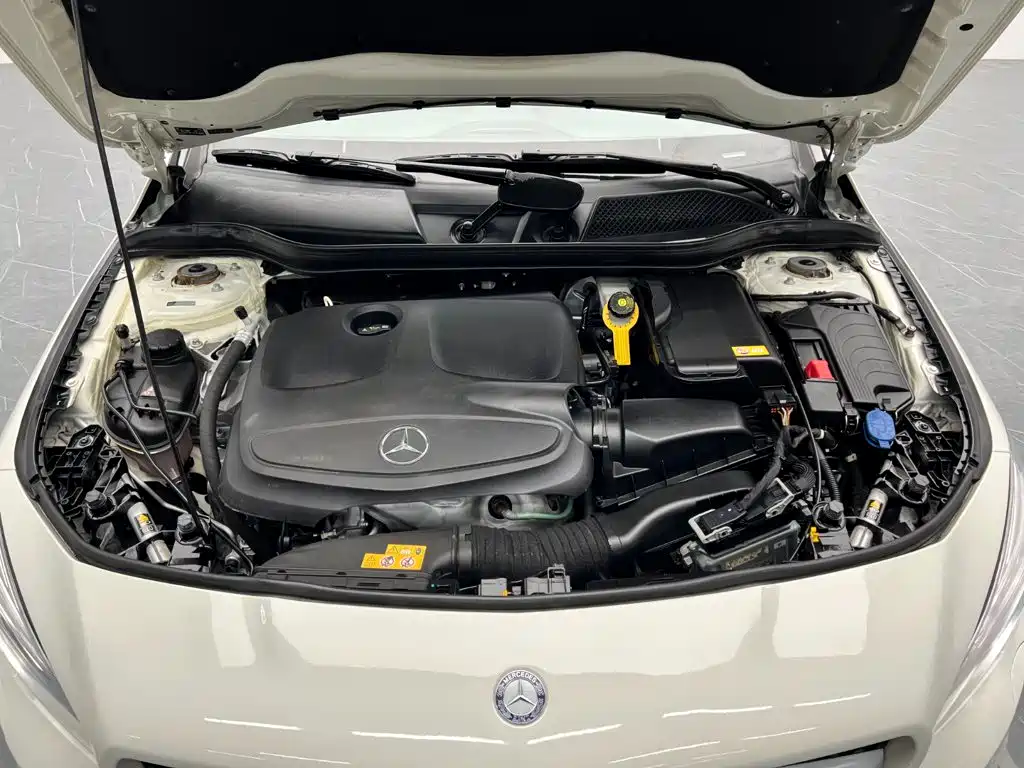 Mercedes-Benz CLA (Import) — миниатюра 25