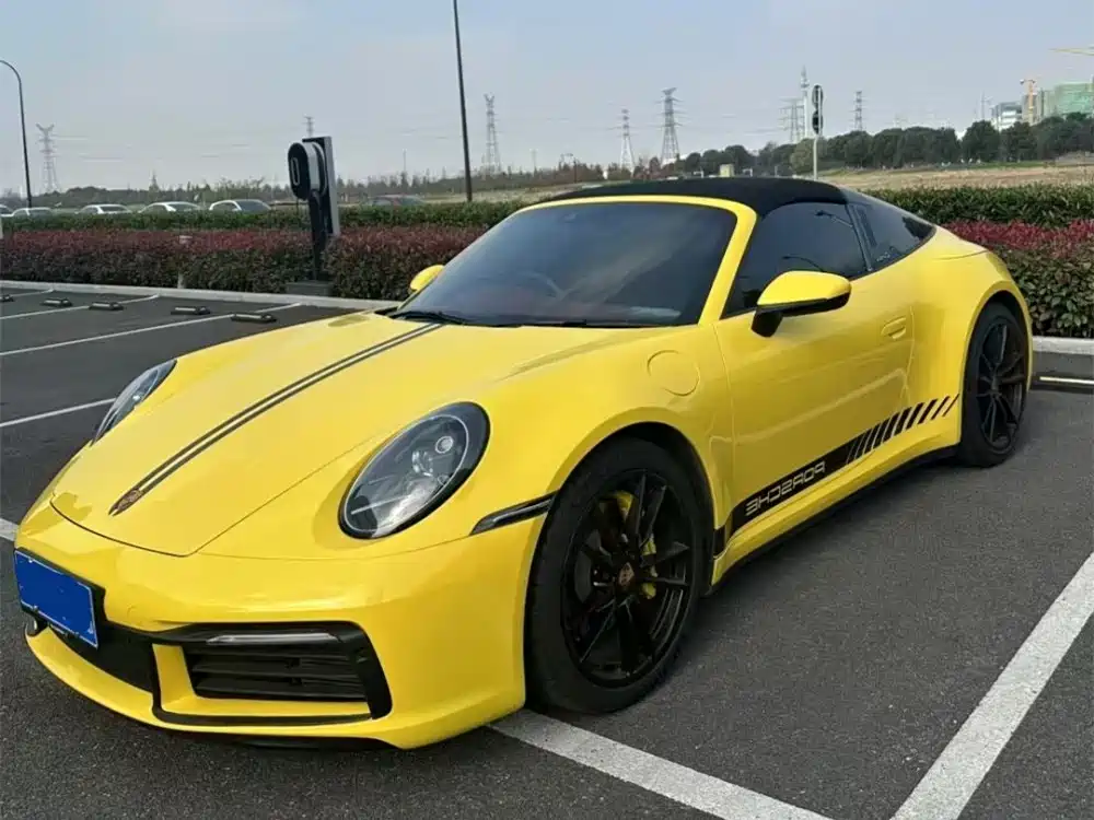 Porsche 911 2021