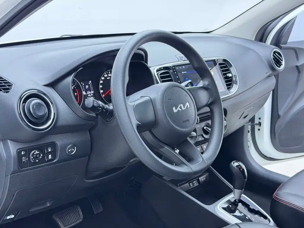 Kia Huanchi — миниатюра 13
