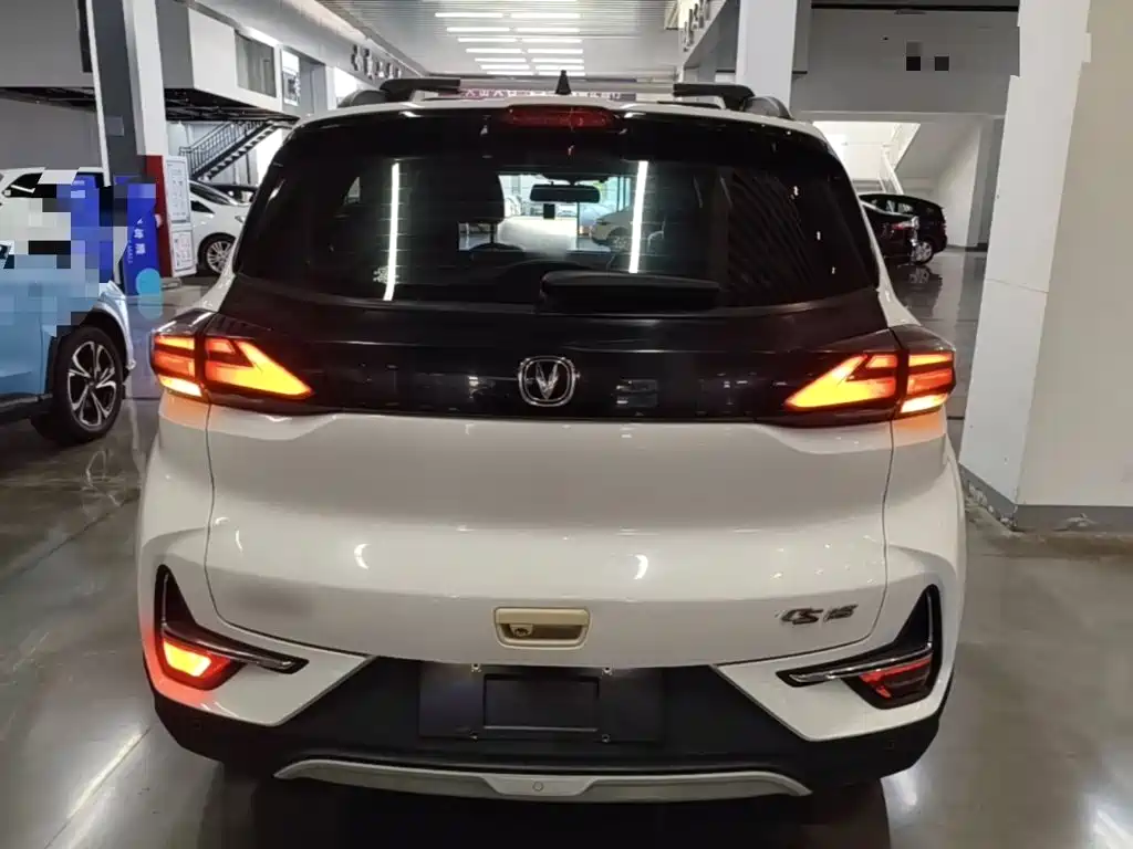 Changan CS15 — миниатюра 6
