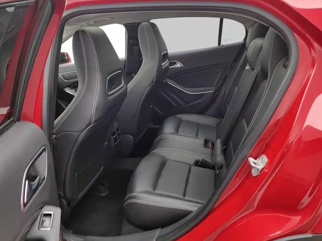 Mercedes-Benz GLA — миниатюра 15