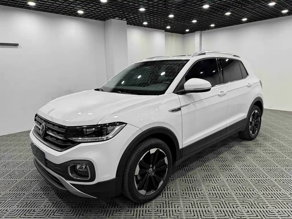 VOLKSWAGEN EXPLORING THE SHADOW