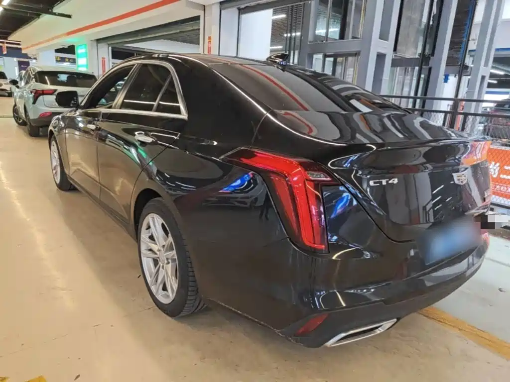 Cadillac CT4 2023 25T