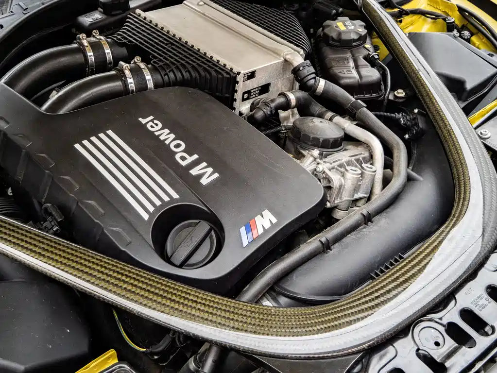 BMW M4 — миниатюра 17