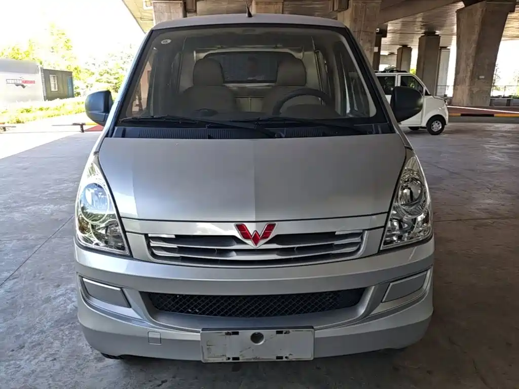 Wuling RongguangS S 2023 1.5L 2 мест