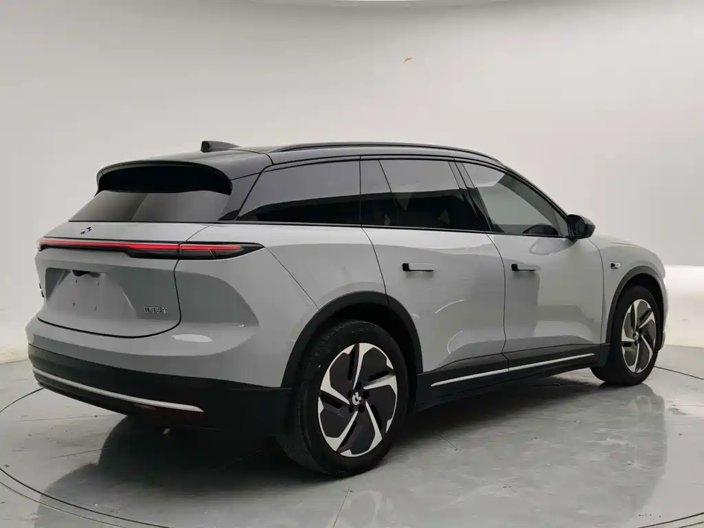 NIO ES6 — миниатюра 5