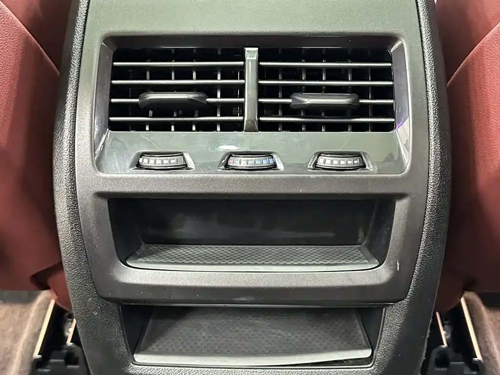 BMW X5 — миниатюра 24