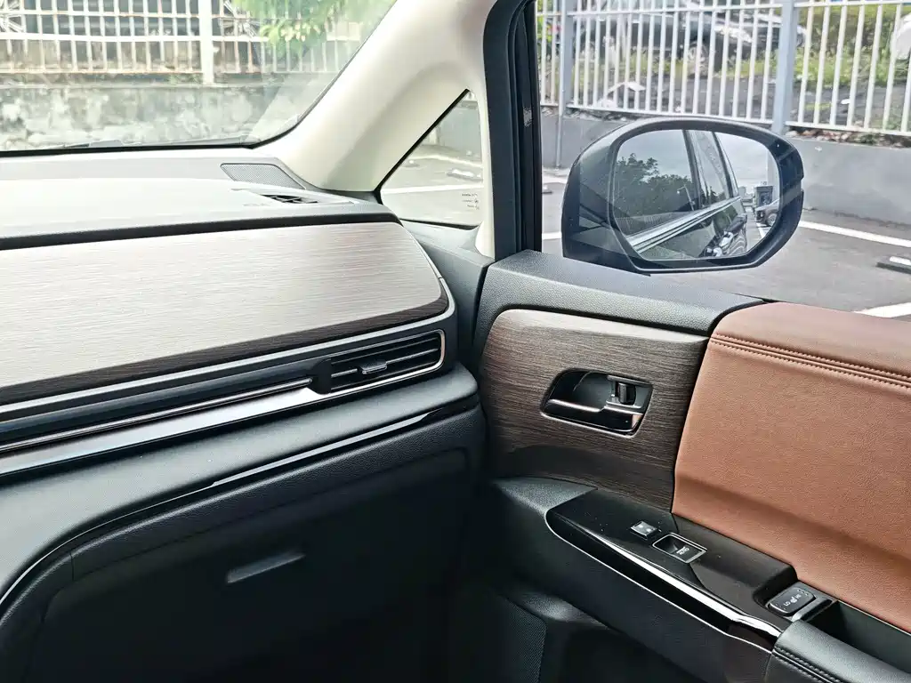 Honda Odyssey — миниатюра 5