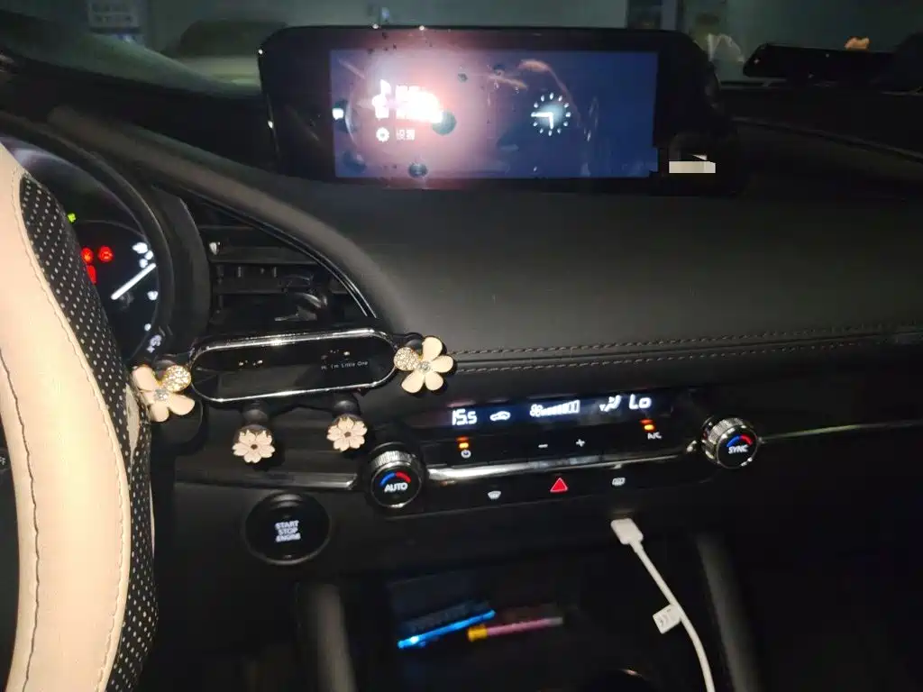 Mazda 3 Axela — миниатюра 9