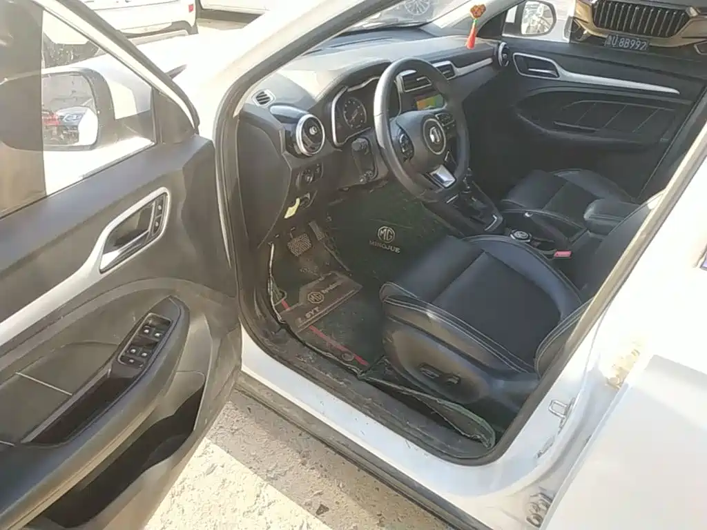 MG ZS — миниатюра 16
