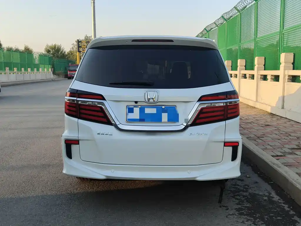 Honda Elysion — миниатюра 5