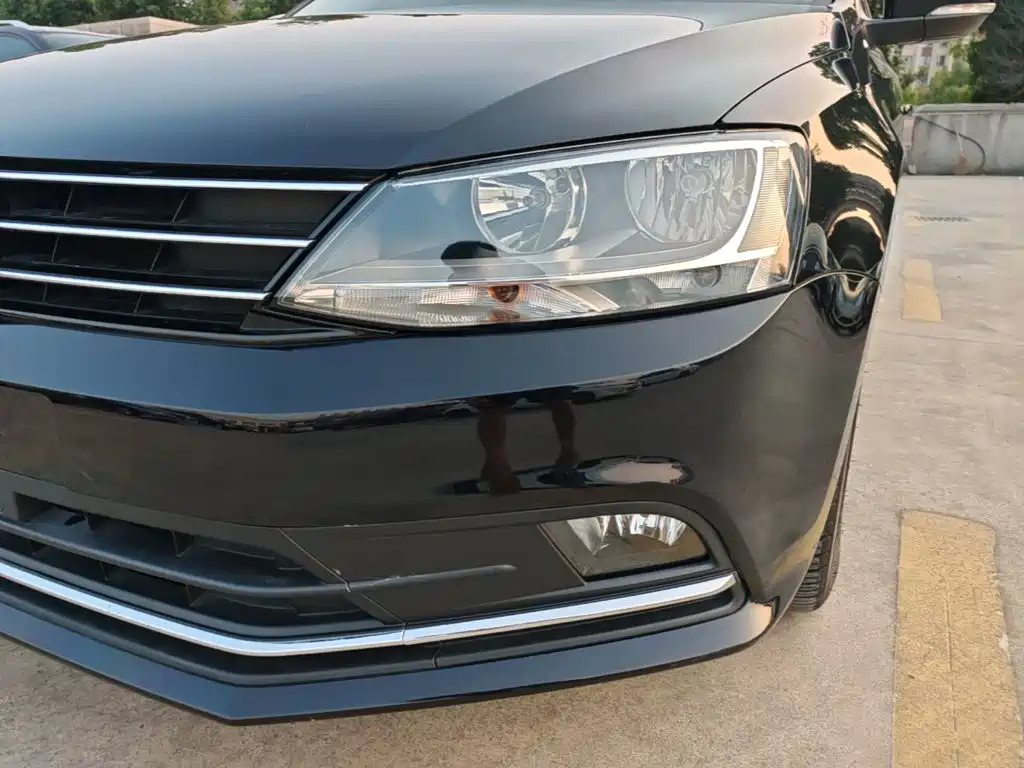 Volkswagen Sagitar — миниатюра 24