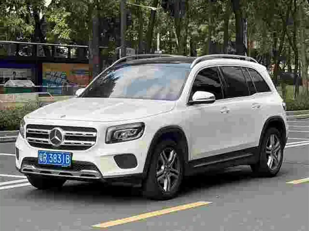 Mercedes-Benz GLB — миниатюра 2