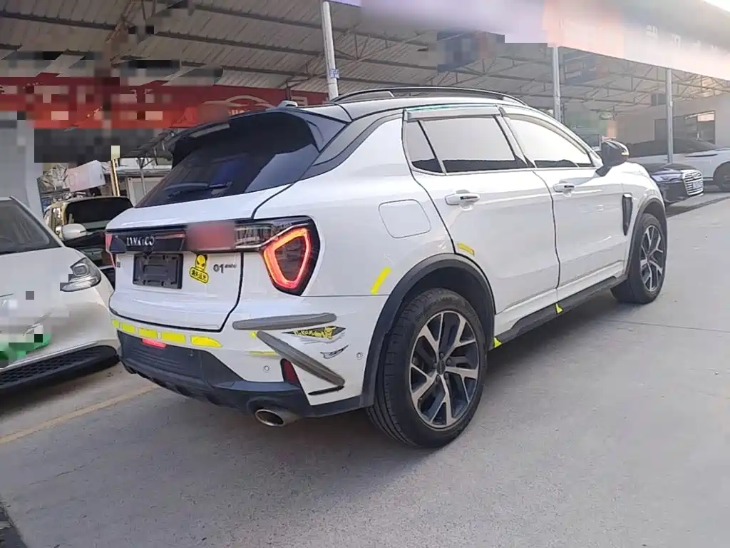 Lynk & Co 01 — миниатюра 7