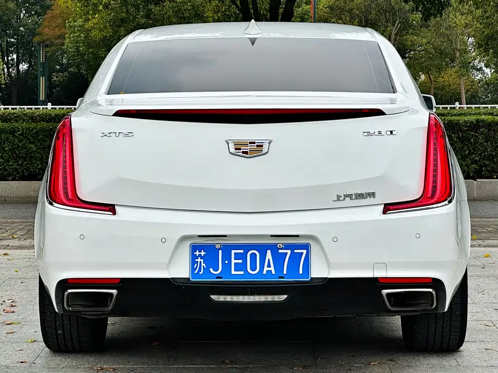 Cadillac XTS — миниатюра 5