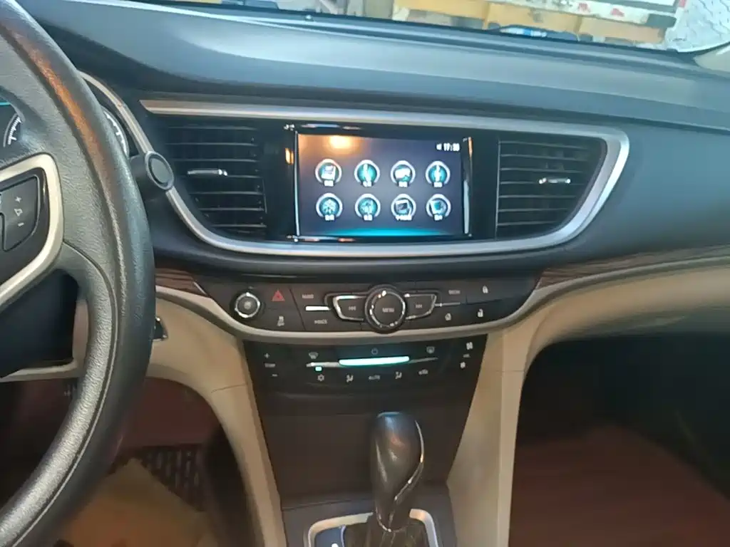 Buick Excelle — миниатюра 13