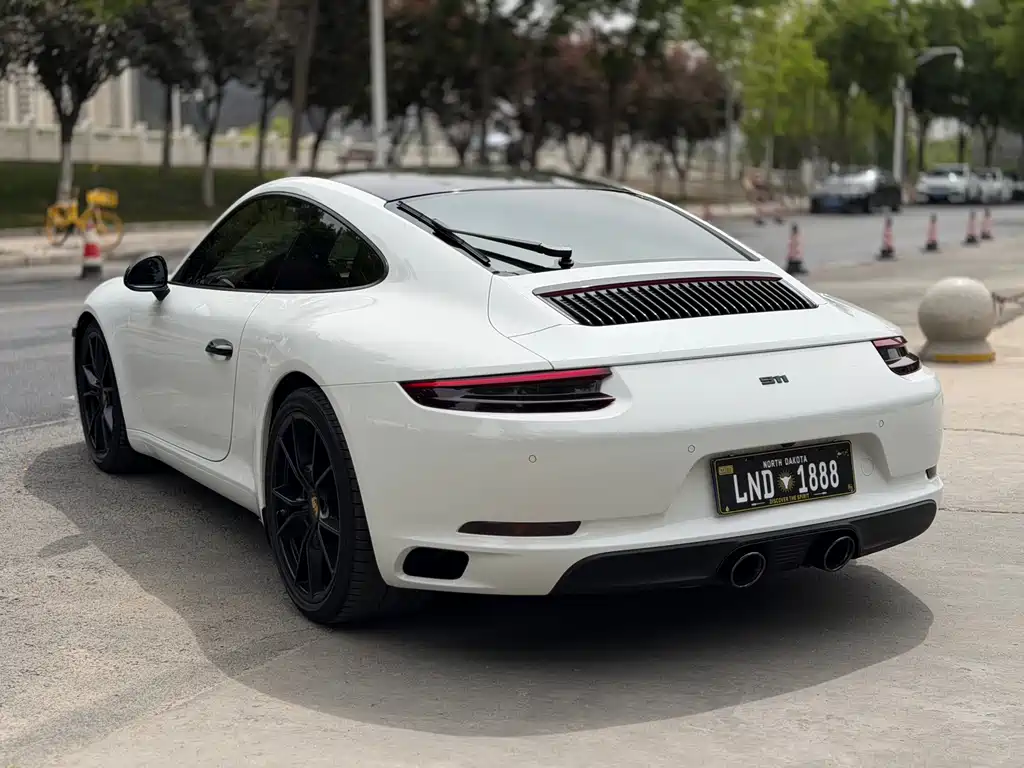 Porsche 911 2016 Carrera 3.0T