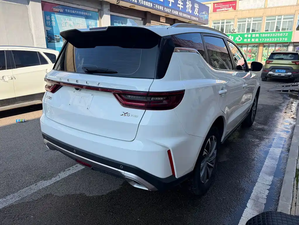 Geely Vision X6 — миниатюра 10