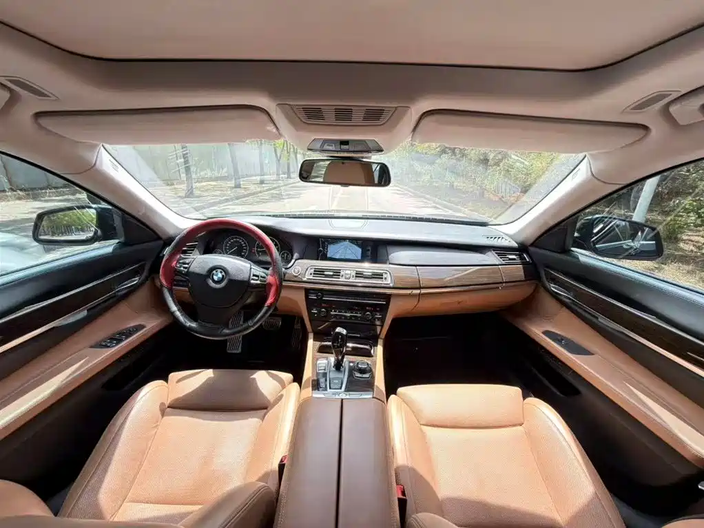 BMW 7 Series 7 2011 740Li