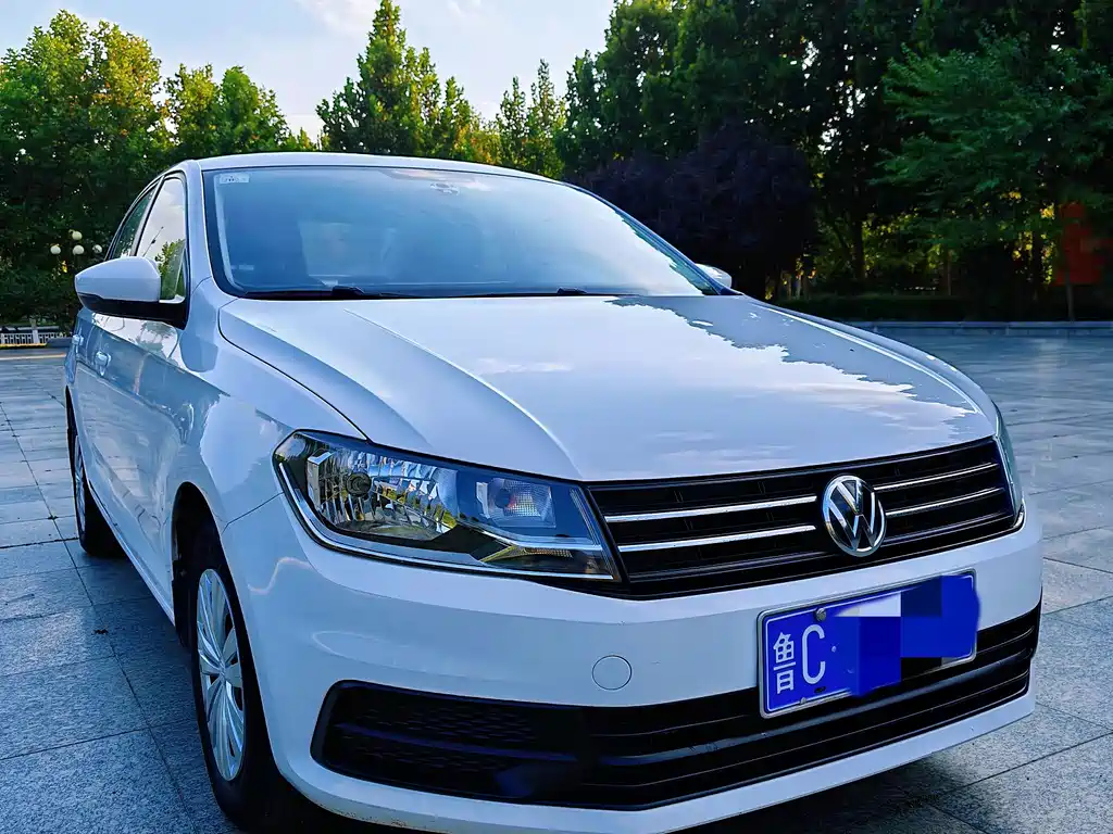 Volkswagen Santana — миниатюра 3