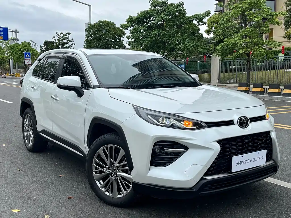 Toyota Wildlander 2020 2.0L CVT Luxury