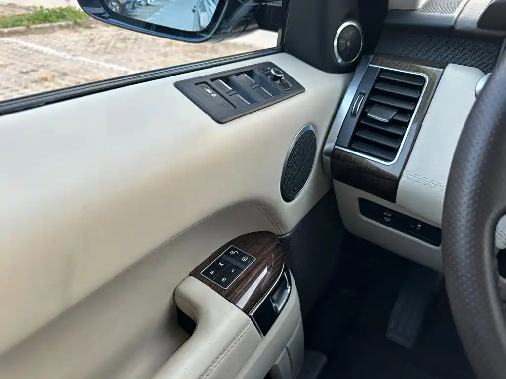 Land Rover Sport — миниатюра 23
