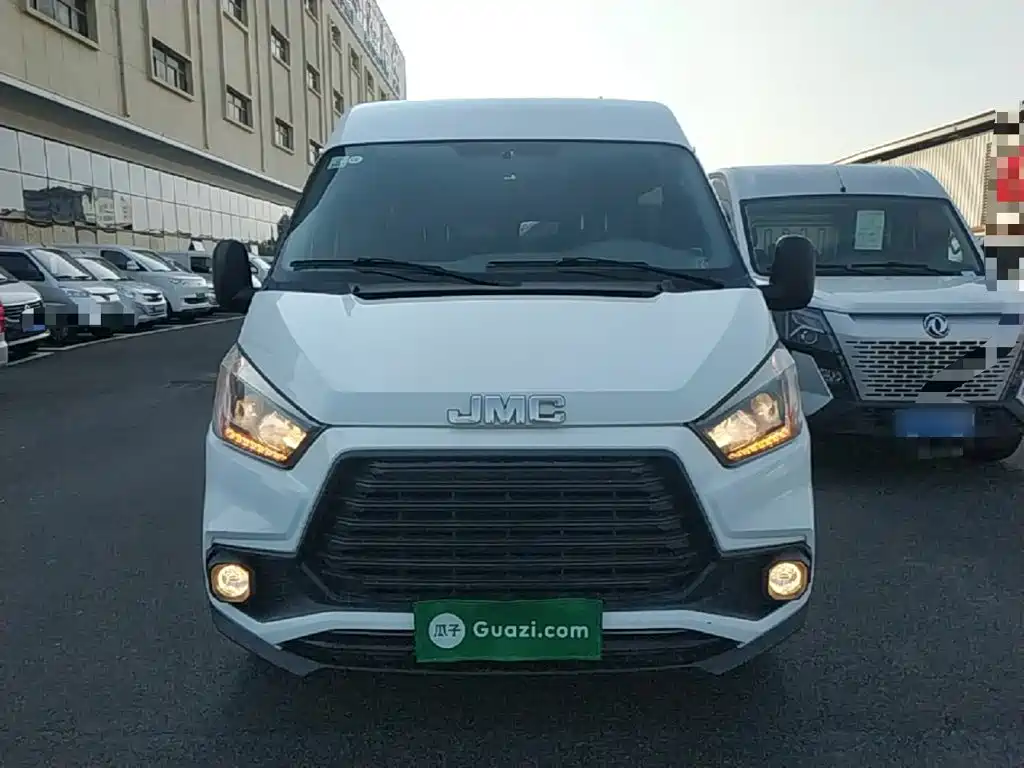 JMC Tesla — миниатюра 3