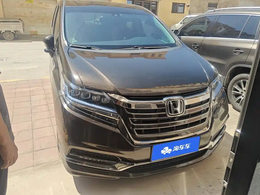 Honda Elysion — миниатюра 2