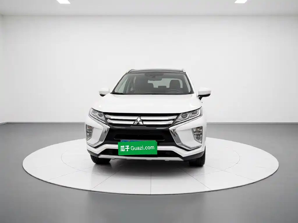 Mitsubishi Eclipse Cross — миниатюра 2