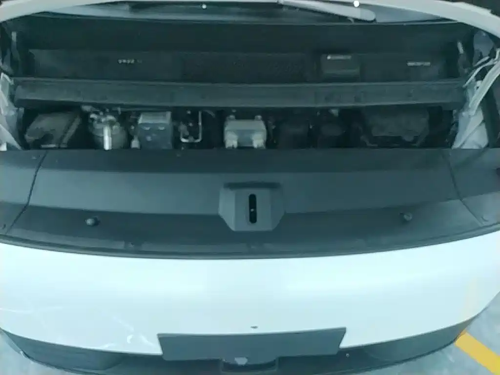 Li Auto Li MEGA — миниатюра 20