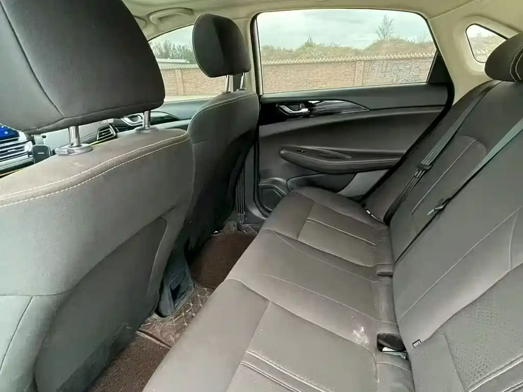 Changan Eado DT — миниатюра 6