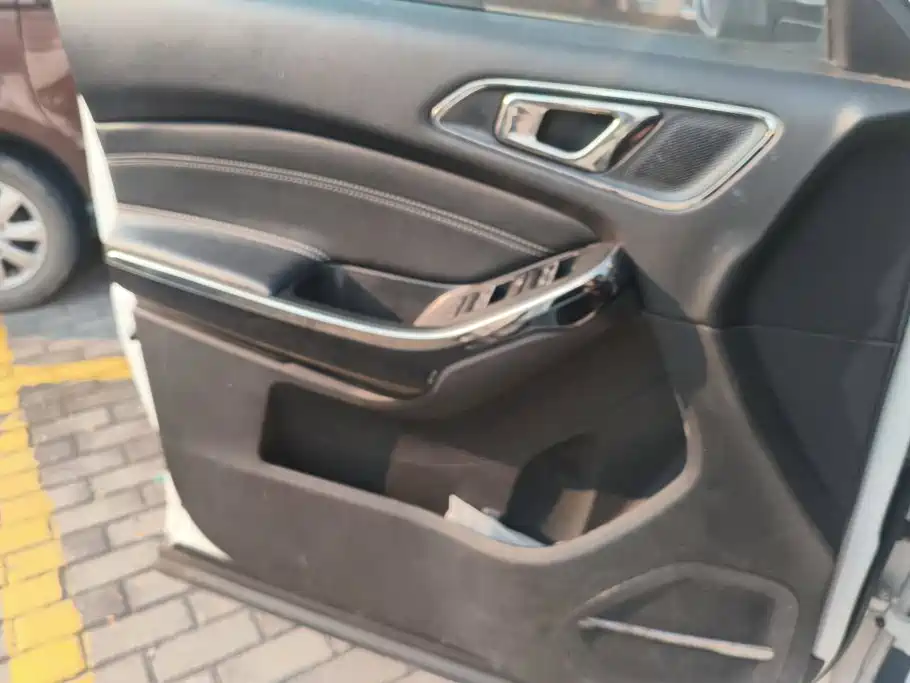 Chery Tiggo 8 — миниатюра 7